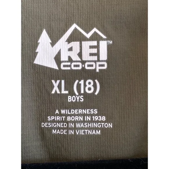 REI Green Shirt Boys XL (18) Button Down Roll Tab Sleeve Vented Boy Scout - Picture 2 of 10